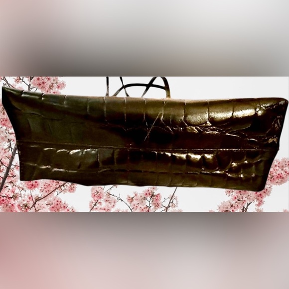 Furla Vintage Black Leather Croc Embossed Tote - Picture 8 of 11